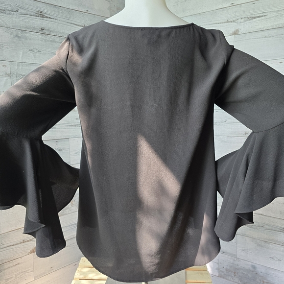 Vince Camuto 3/4 Sleeve Flutter Sleeve Blouse Womens Medium - Picture 8 of 12